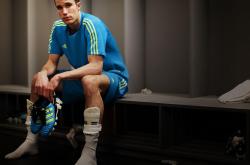 开云平台-双城记，从CBA到欧冠，防守艺术与巨星时刻的交织