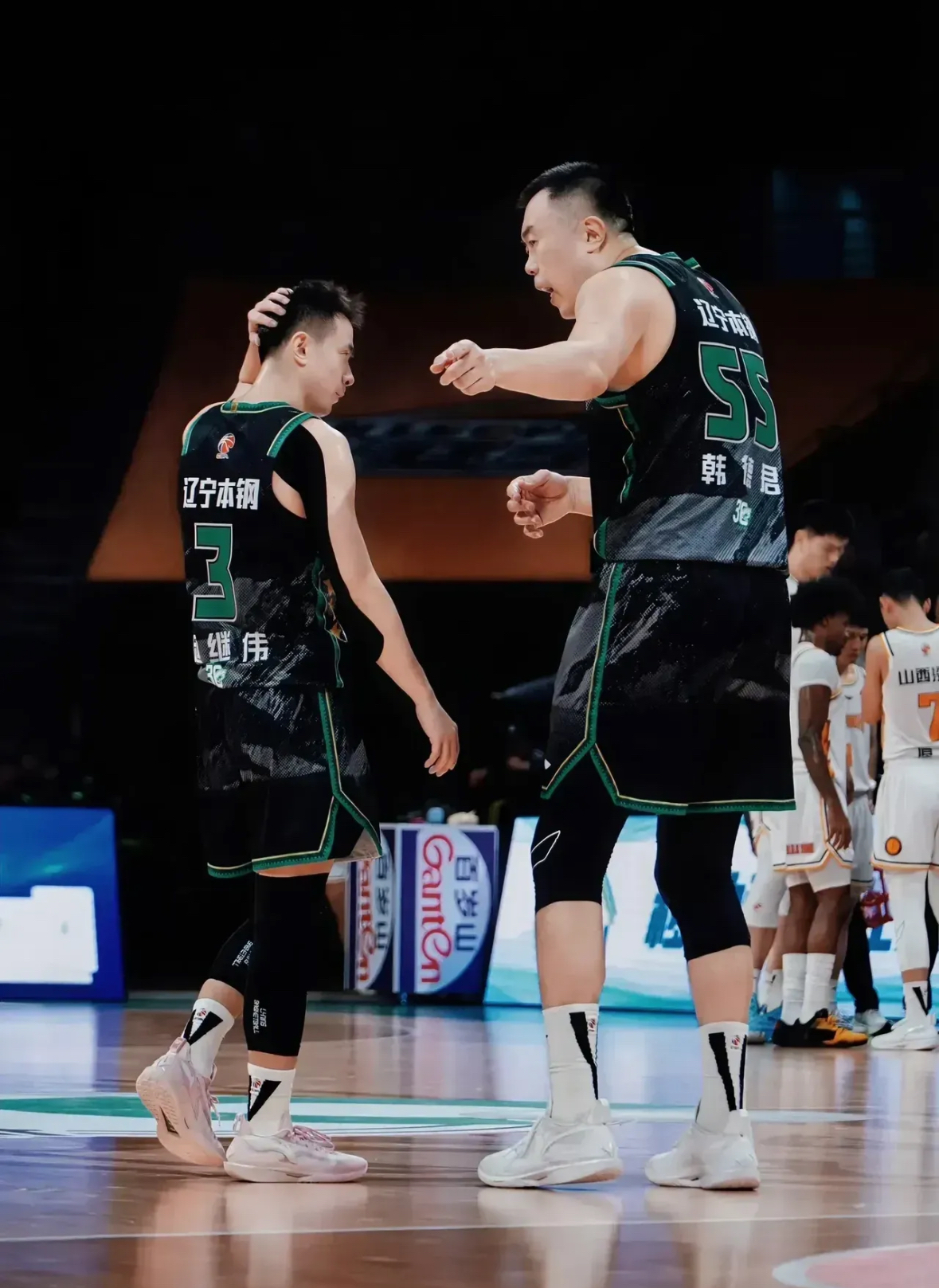 包含辽宁队成功击败对手,登上胜利的颠峰!的词条 包含辽宁队成功击败对手,登上胜利的颠峰!的词条