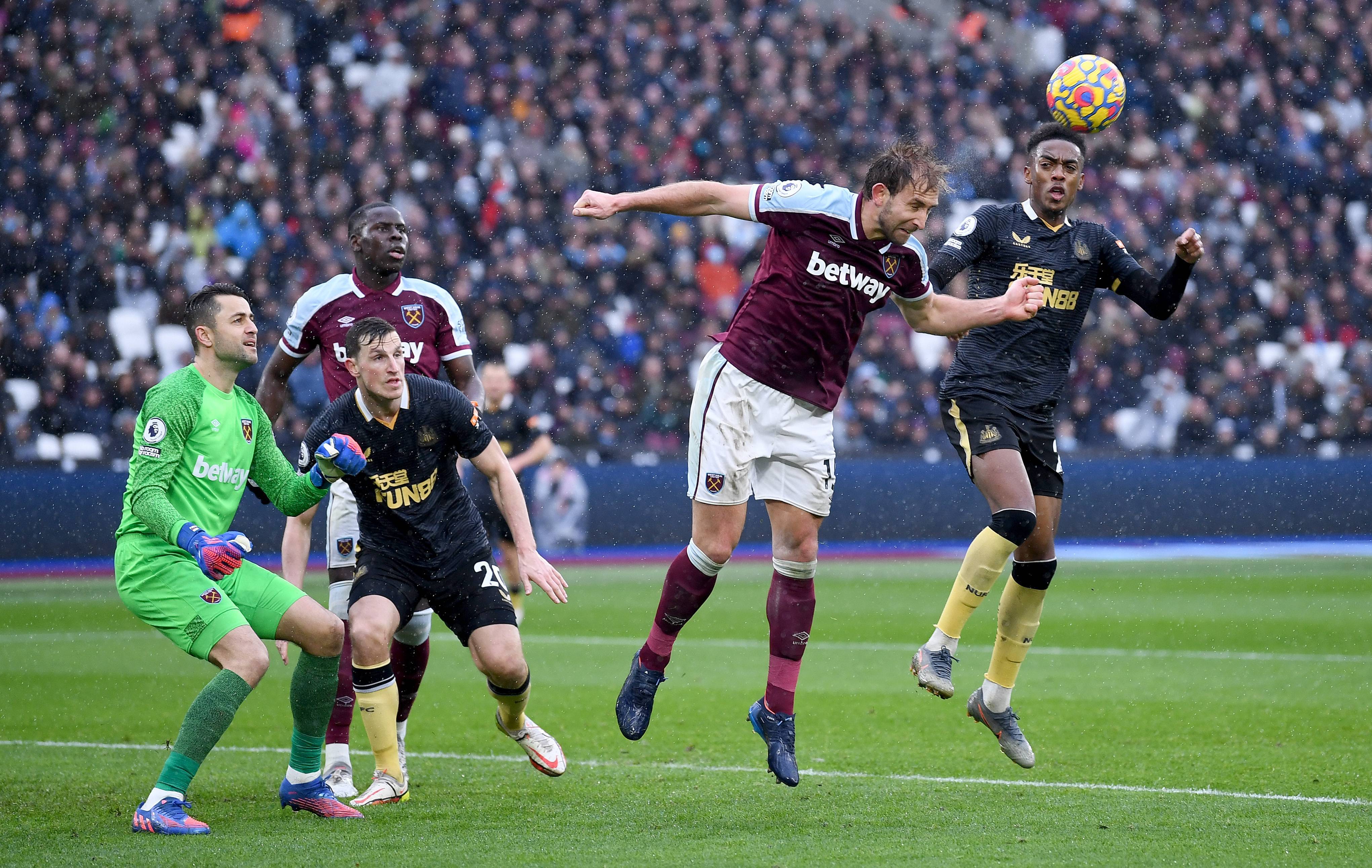 莱切斯特城主场逼平西汉姆联，继续保持不败的简单介绍