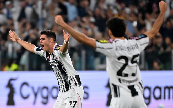 尤文图斯轻松战胜对手,取得胜利 尤文图斯轻松战胜对手,取得胜利