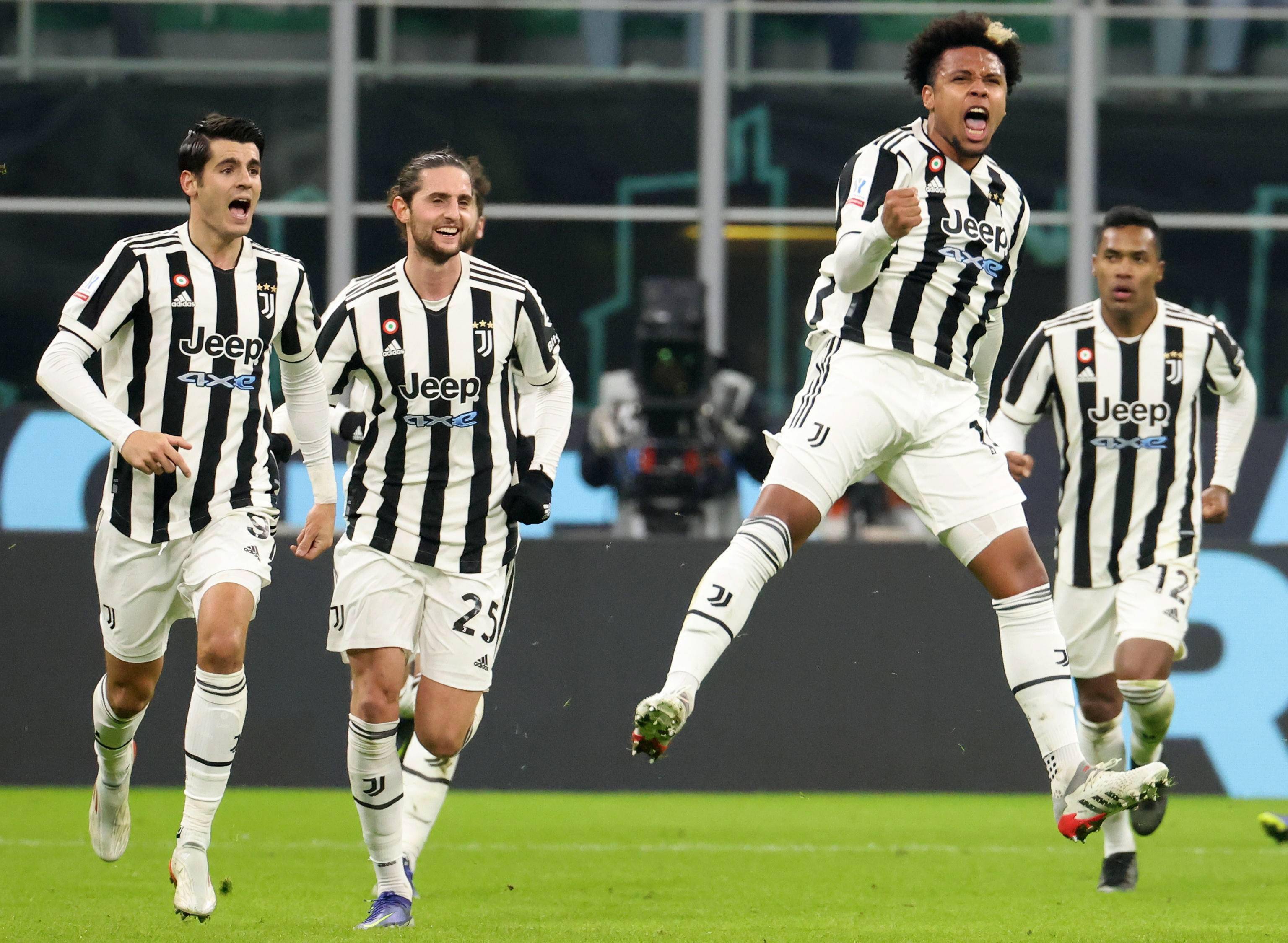 尤文图斯轻松战胜对手,取得胜利 尤文图斯轻松战胜对手,取得胜利