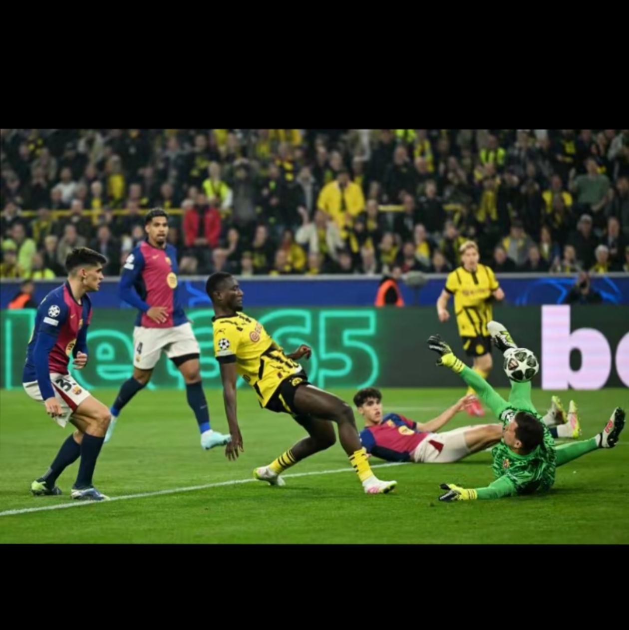 多特蒙德强势巴西,托雷斯三分雨点燃全场的简单介绍 多特蒙德强势巴西,托雷斯三分雨点燃全场的简单介绍