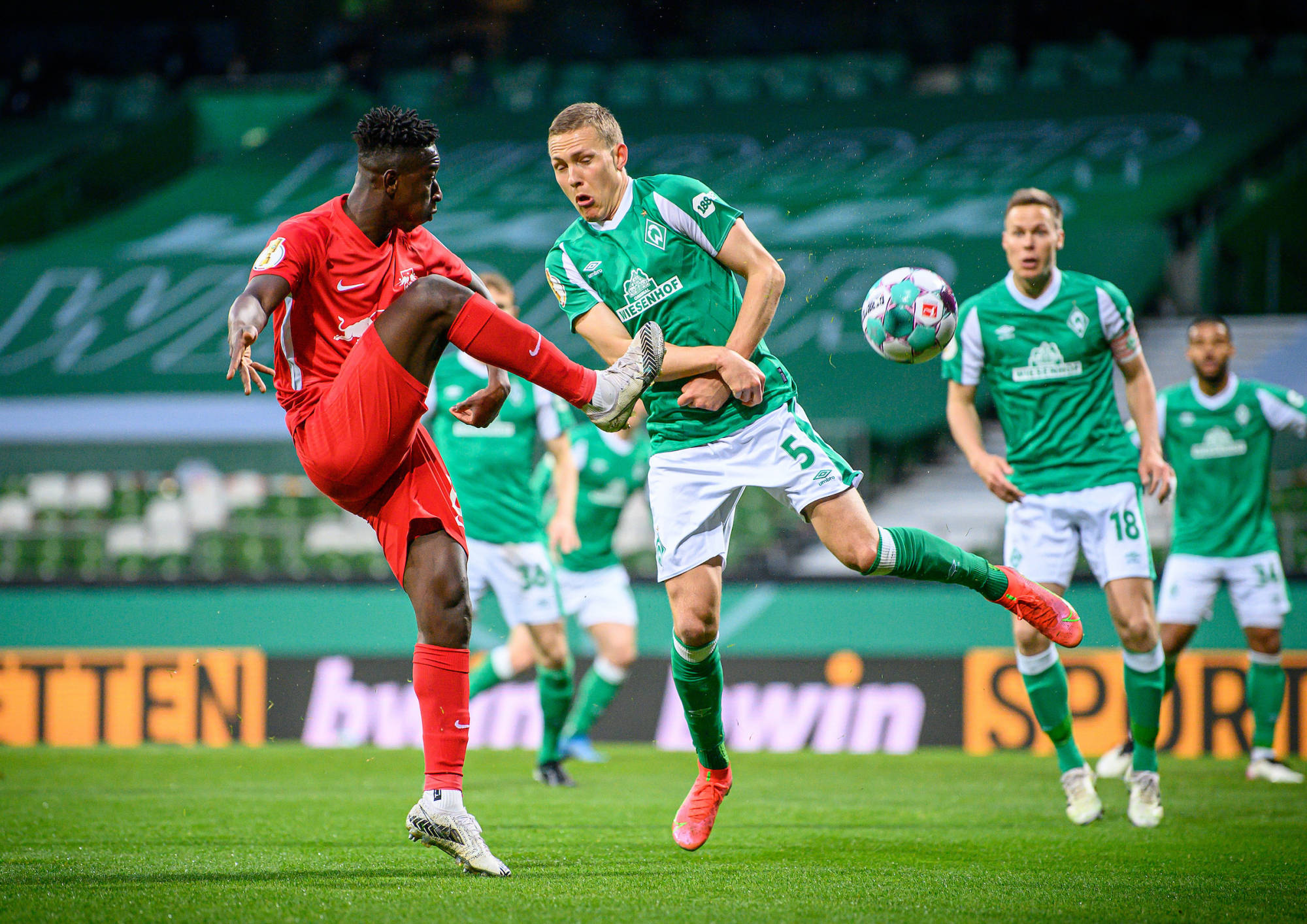 勒沃库森绝杀日本,奥利维耶扛起全队的简单介绍 勒沃库森绝杀日本,奥利维耶扛起全队的简单介绍