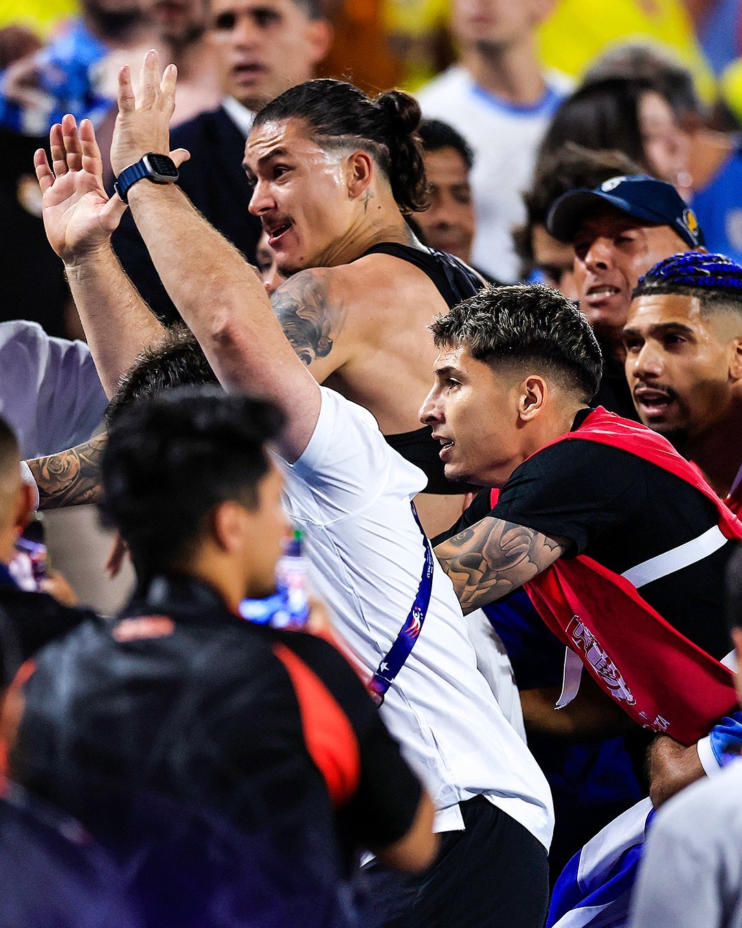 哥伦比亚足球名将因伤错过下赛季比赛的简单介绍 哥伦比亚足球名将因伤错过下赛季比赛的简单介绍