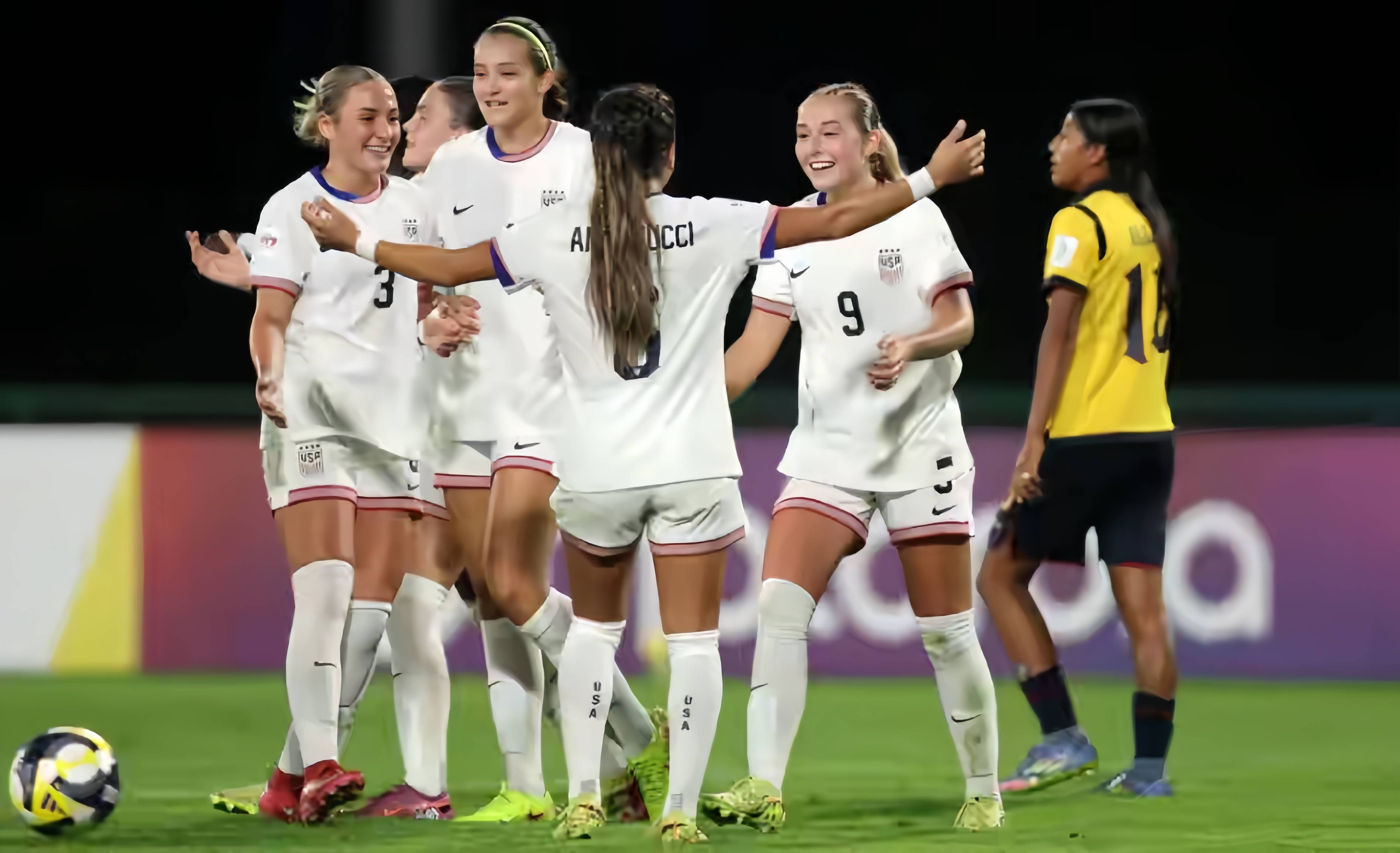 美国女足团队卓有成效赢得冠军 美国女足团队卓有成效赢得冠军