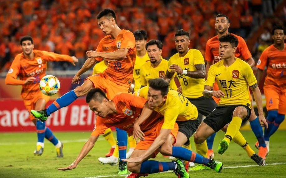 恒大主场迎战鲁能，双方实力PK，球迷翘首以盼的简单介绍