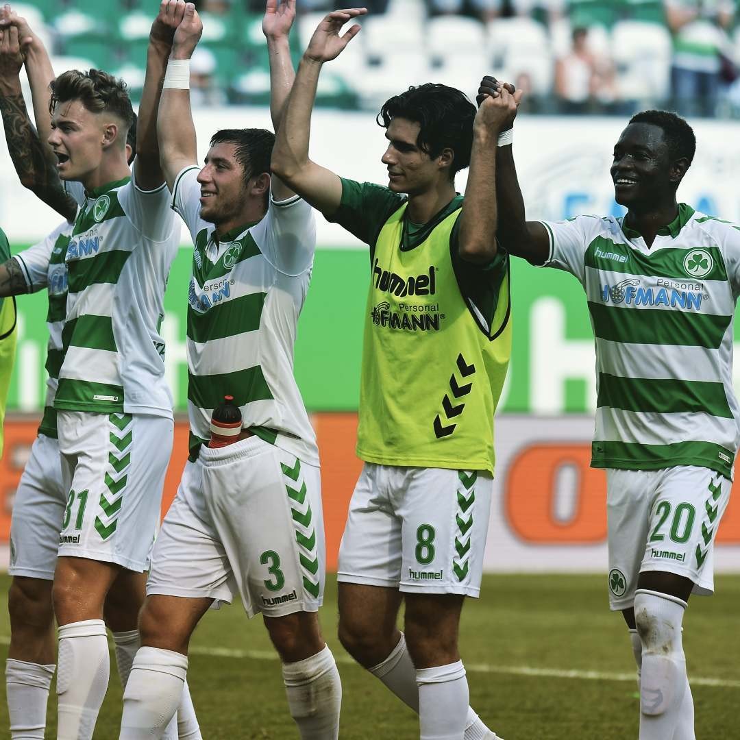 多特蒙德主场告捷，重返德乙联赛前三