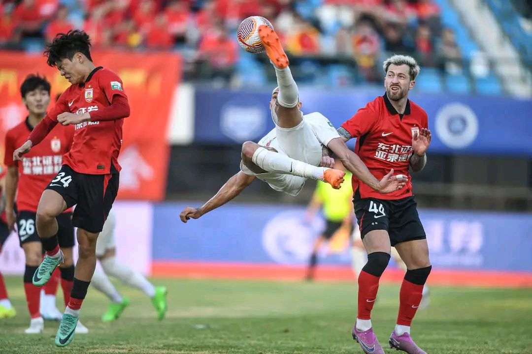 阿尔梅里亚主场击败对手，豪取三分的简单介绍