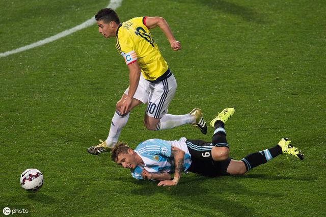 荷兰劲旅热身赛比险胜哥伦比亚的简单介绍 荷兰劲旅热身赛比险胜哥伦比亚的简单介绍