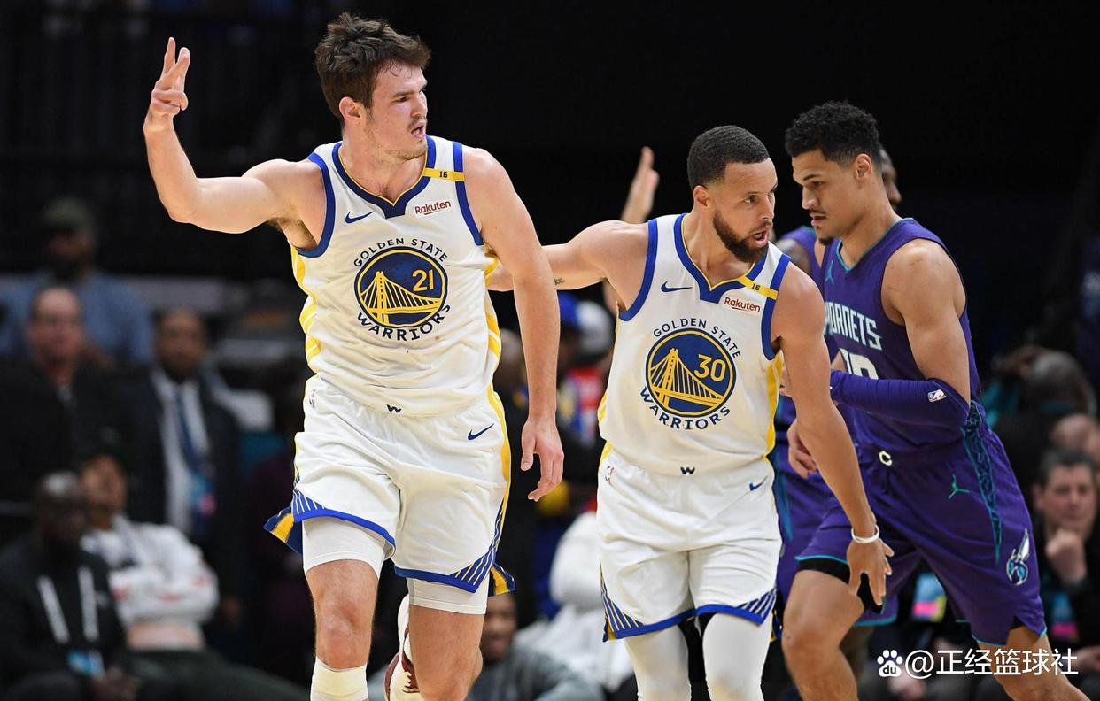 澳大利亚男篮逆转黄蜂,库里一己之力扛起全队的简单介绍 澳大利亚男篮逆转黄蜂,库里一己之力扛起全队的简单介绍