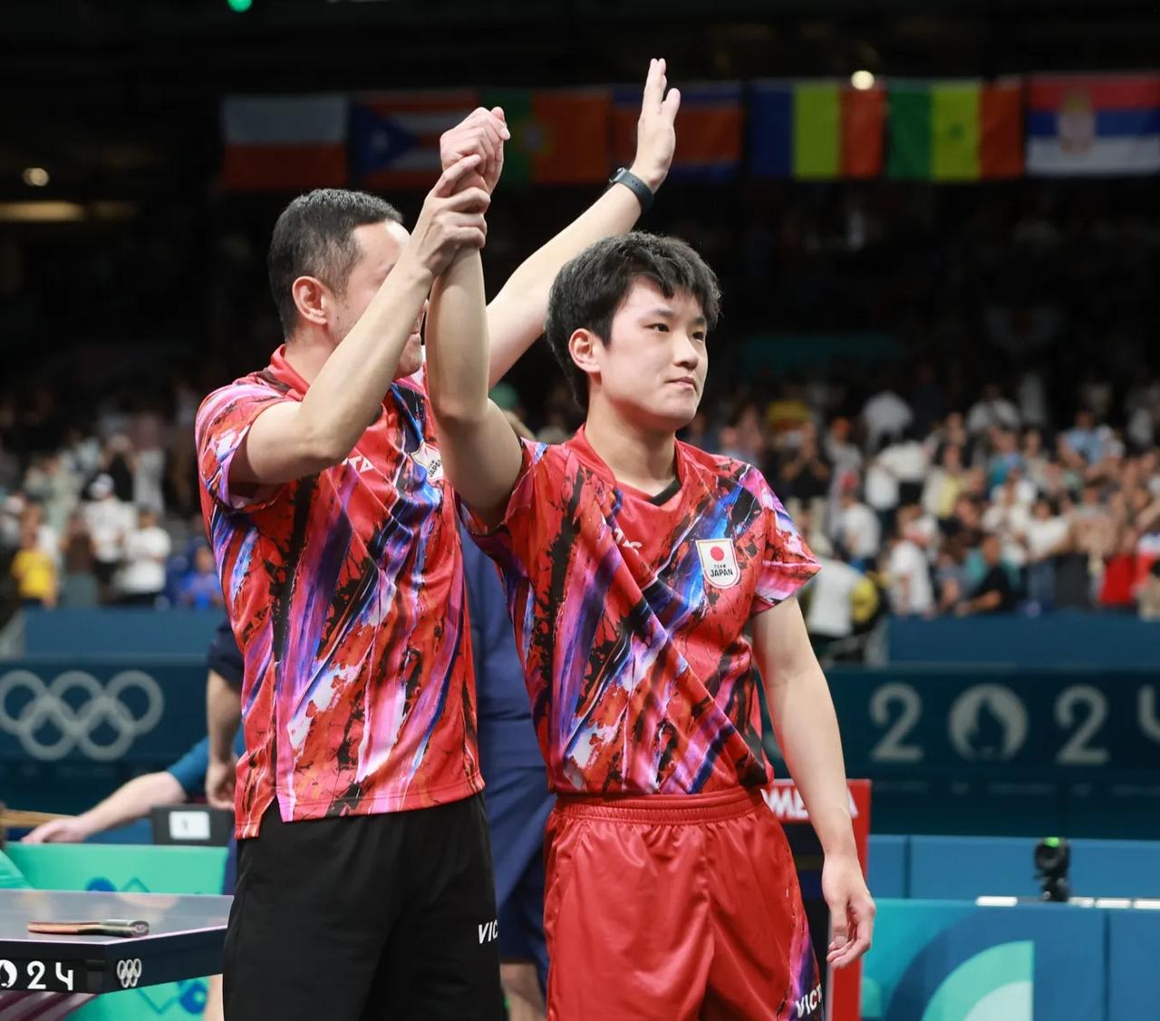 关于韩国乒乓球队逆转英国乒乓球队,张本智和绝境逆转的信息 关于韩国乒乓球队逆转英国乒乓球队,张本智和绝境逆转的信息