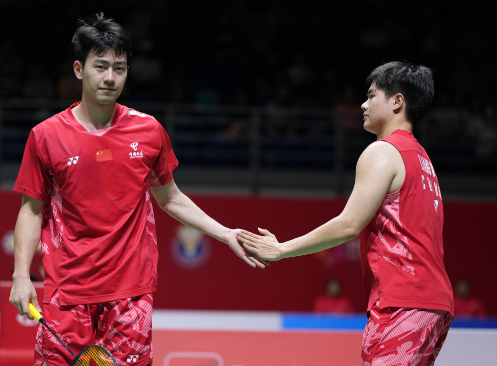 包含马来西亚羽毛球队险胜丹麦羽毛球队，辛杜关键制胜的词条