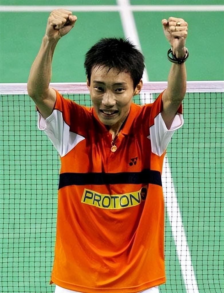 关于印度羽毛球队血洗马来西亚羽毛球队，李宗伟制霸全场的信息