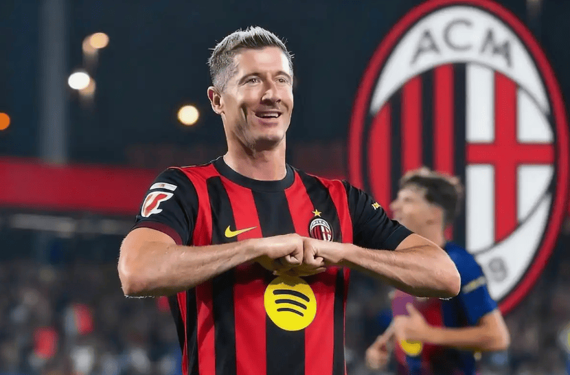 巴萨横扫AC米兰，德容爆发神勇